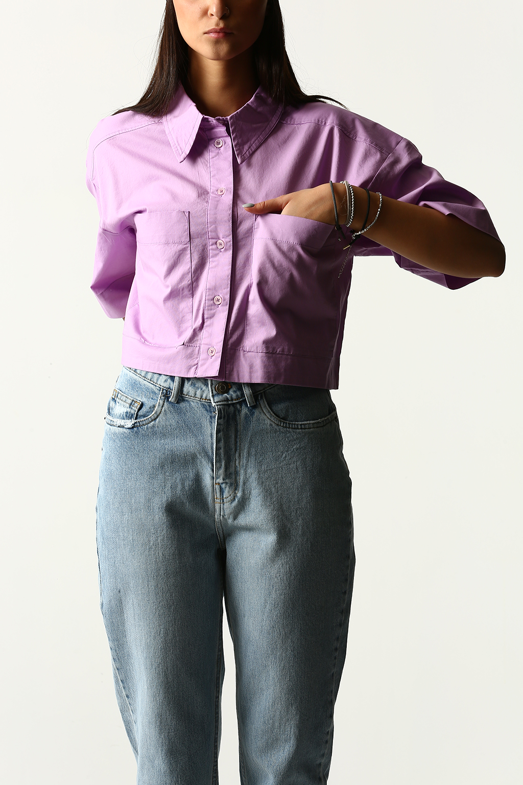 1127197860-5-1024x1536