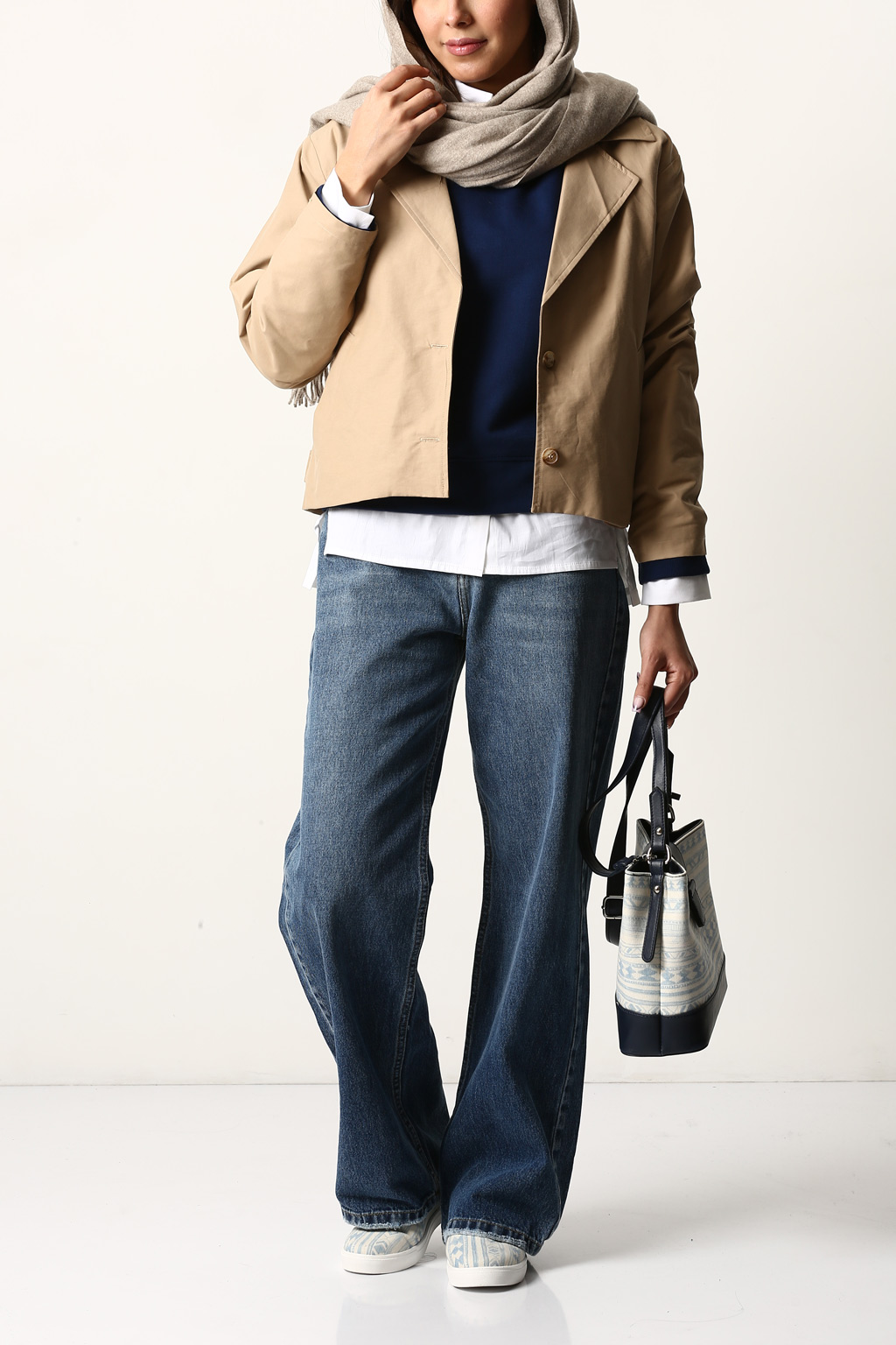 کت کراپ بارانی جیبدار زنانه