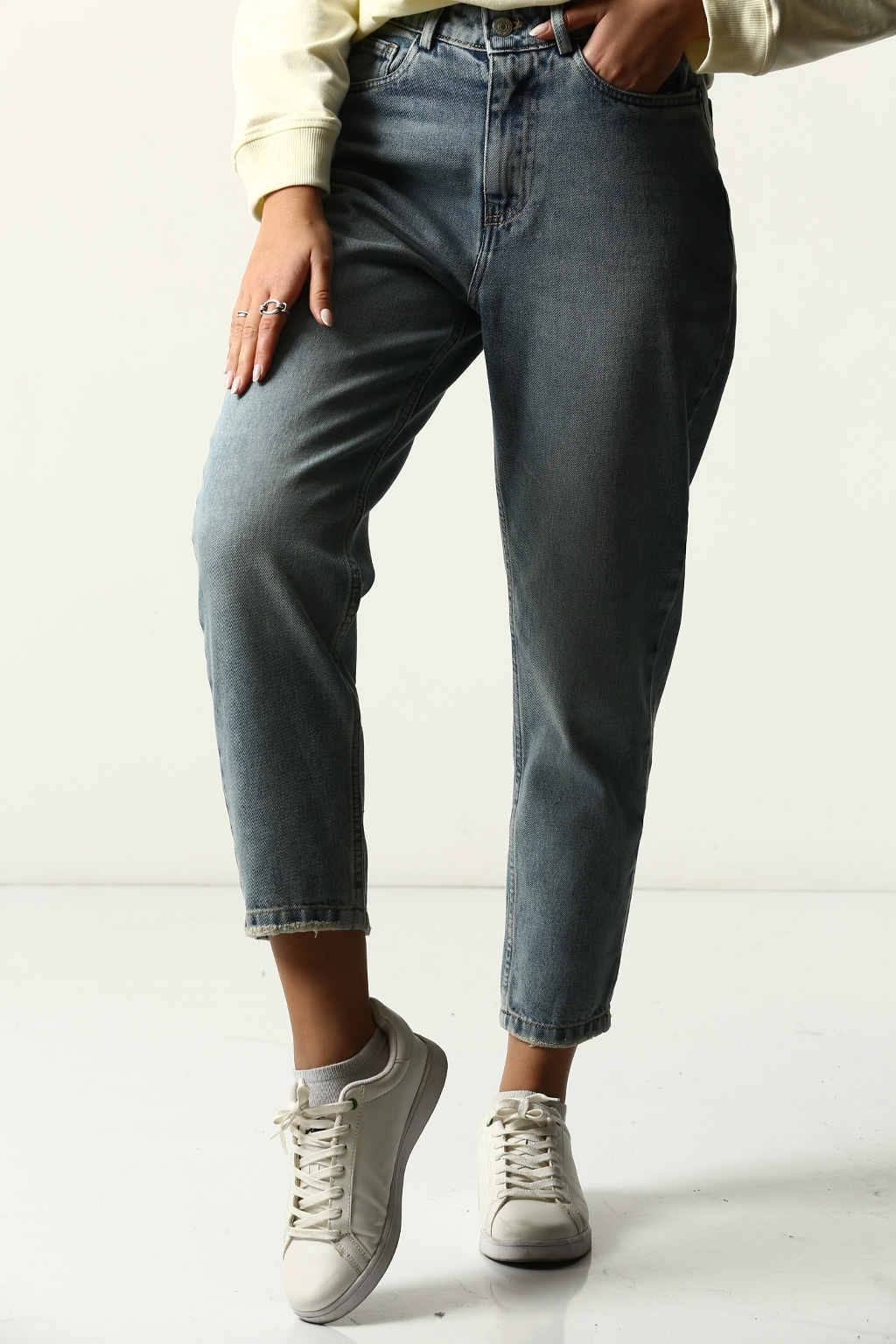 شلوار جین مام فیت زنانه