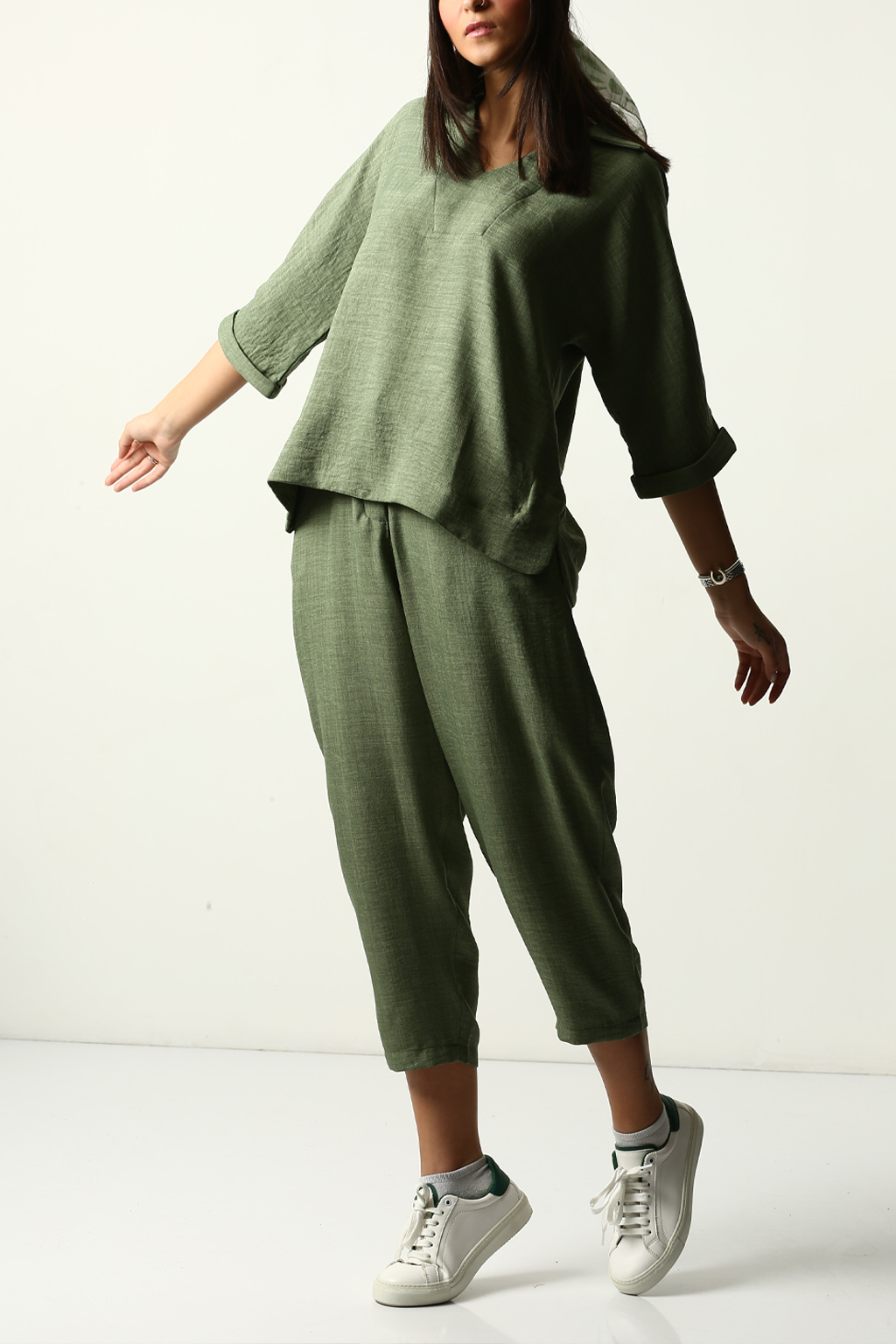 شومیز جلو بسته یقه برگردان زنانه