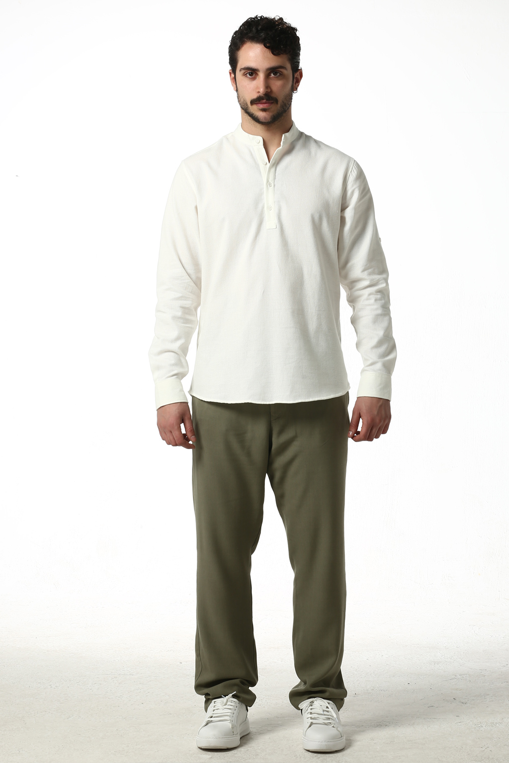 پیراهن یقه قاپک دار مردانه