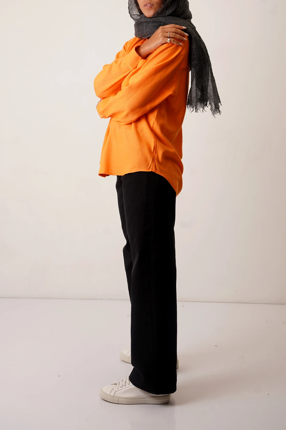 1127240023-3.jpg