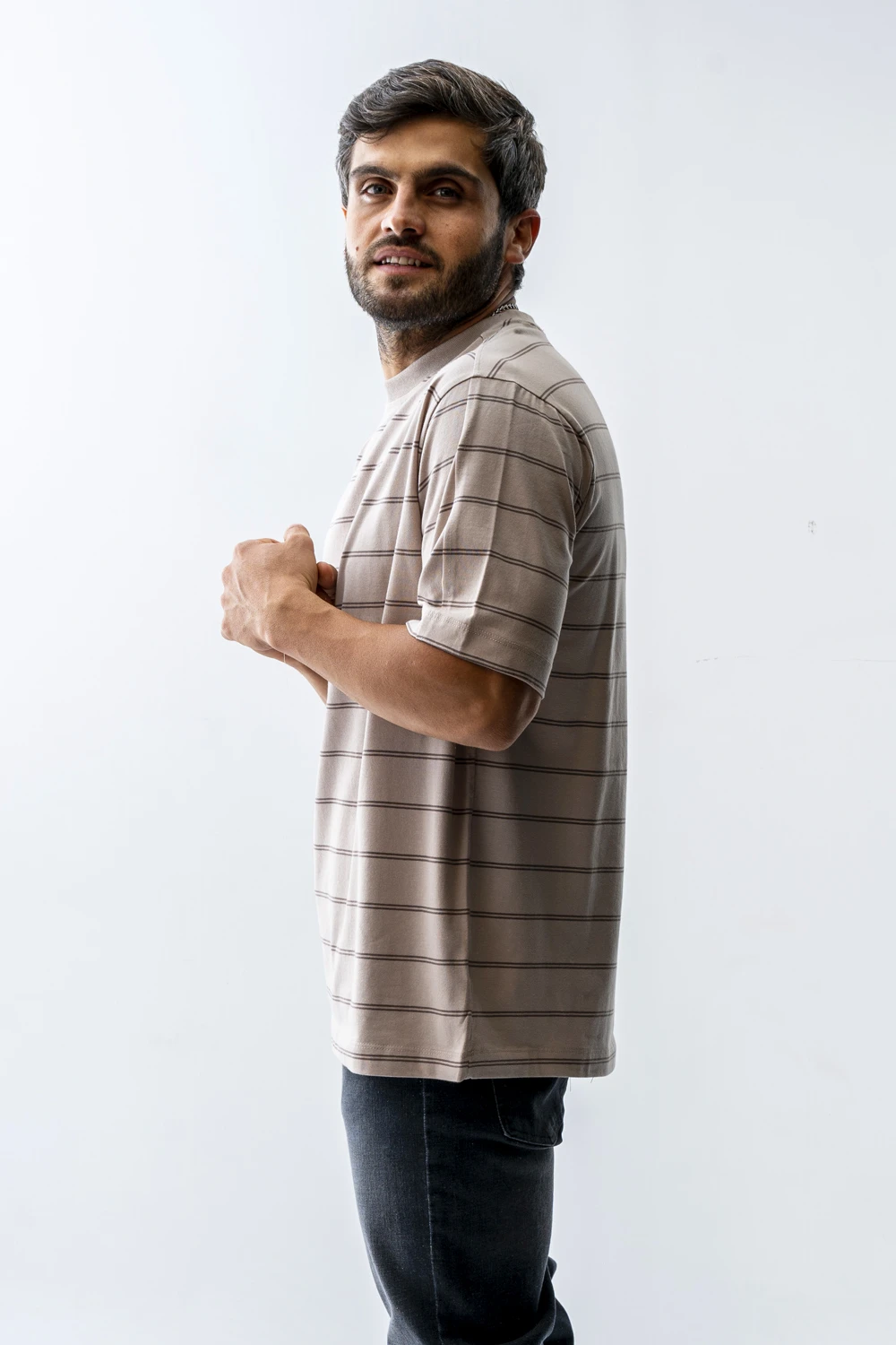 1202244207-3.jpg
