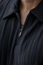 1220242299-2.jpg