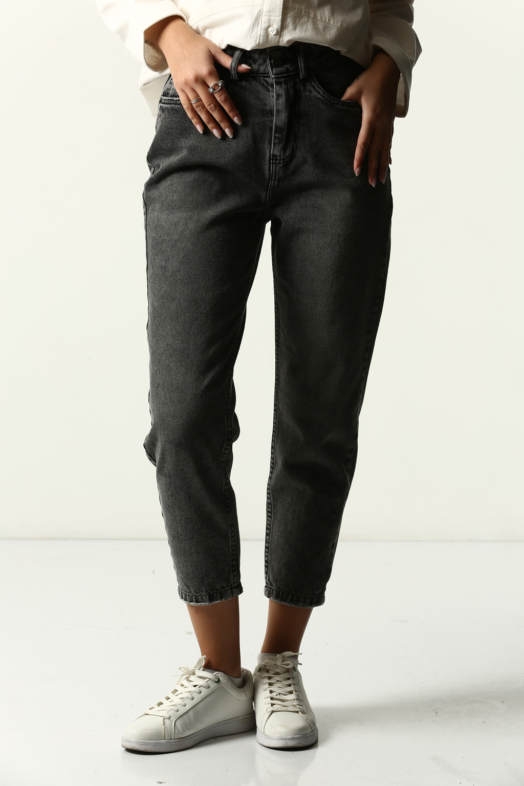 شلوار جین مام فیت زنانه