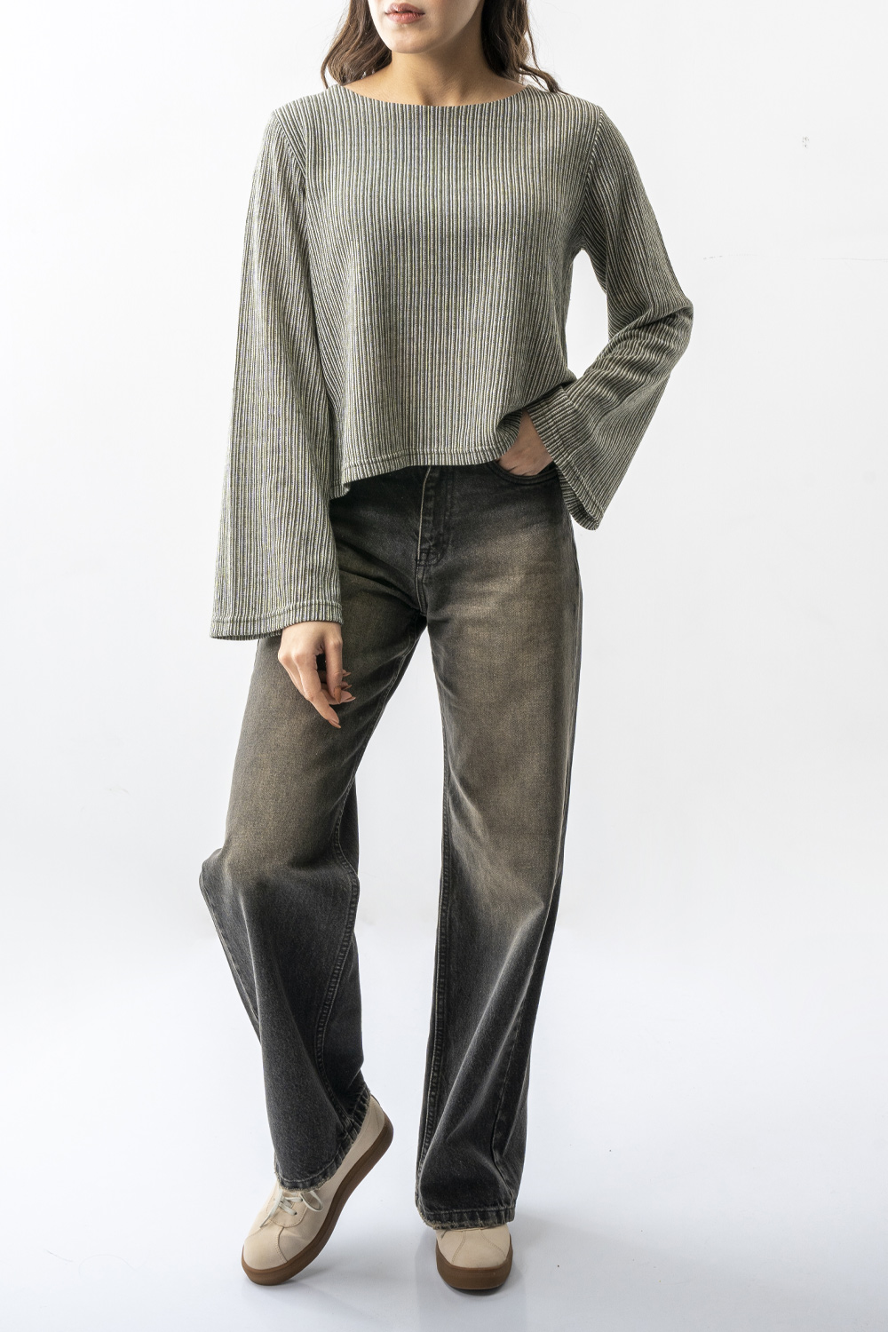 تیشرت آستین بلند یقه قایقی زنانه