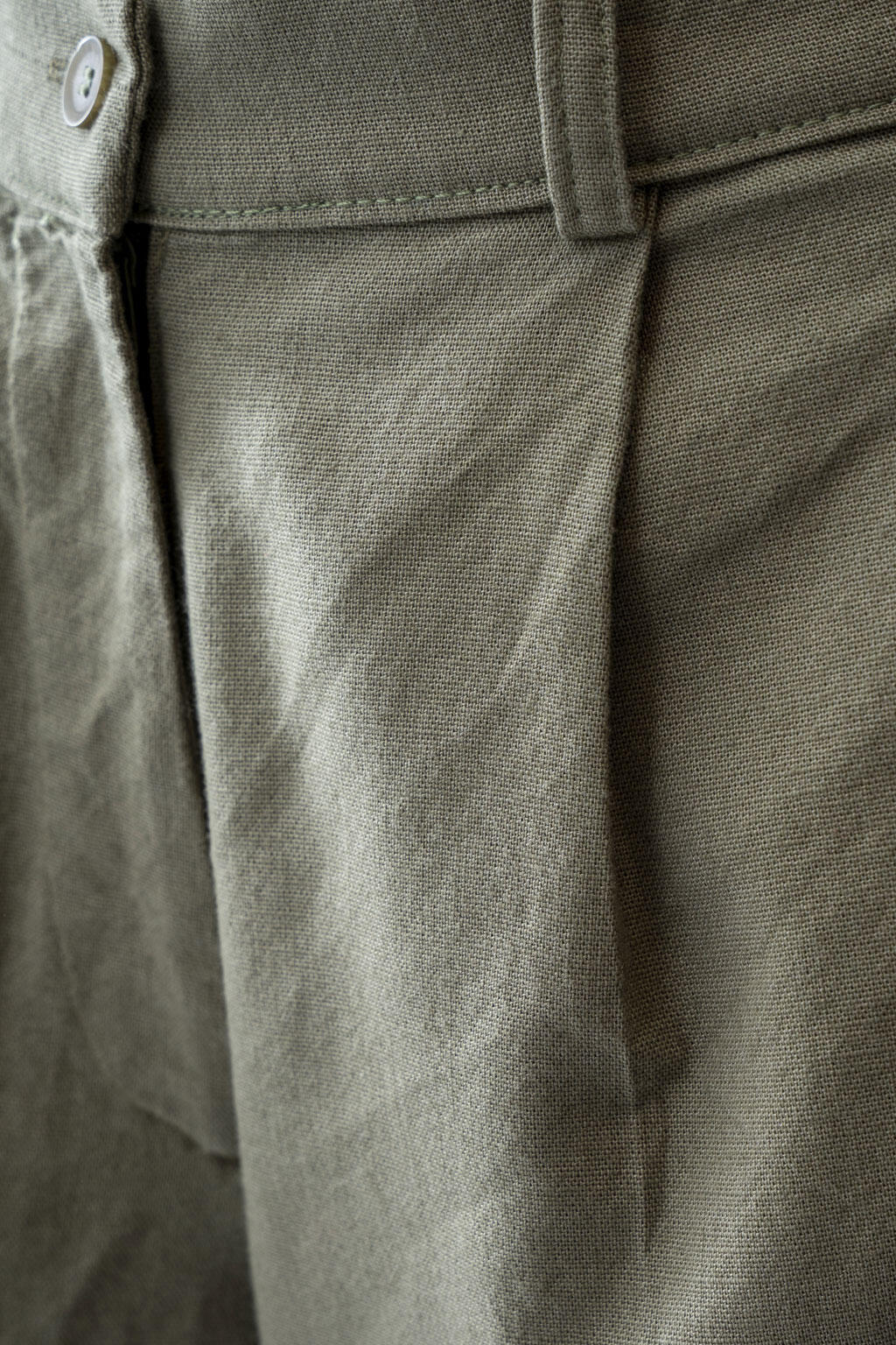 1104264678-2.jpg