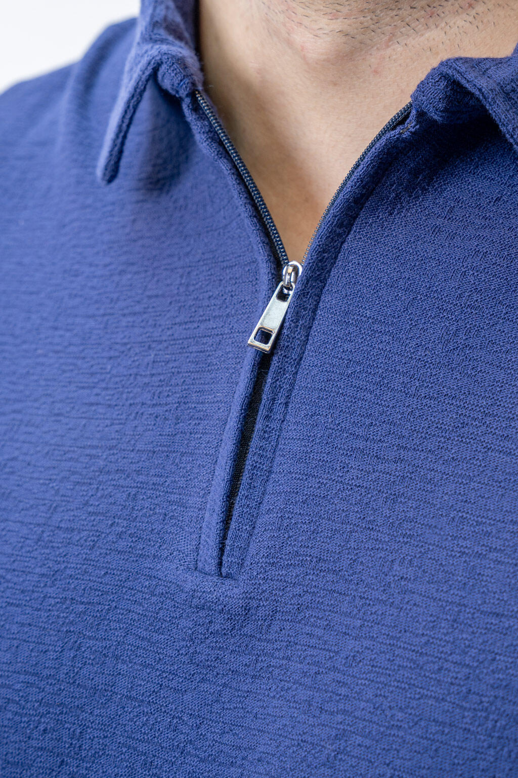 1231289459-2.jpg
